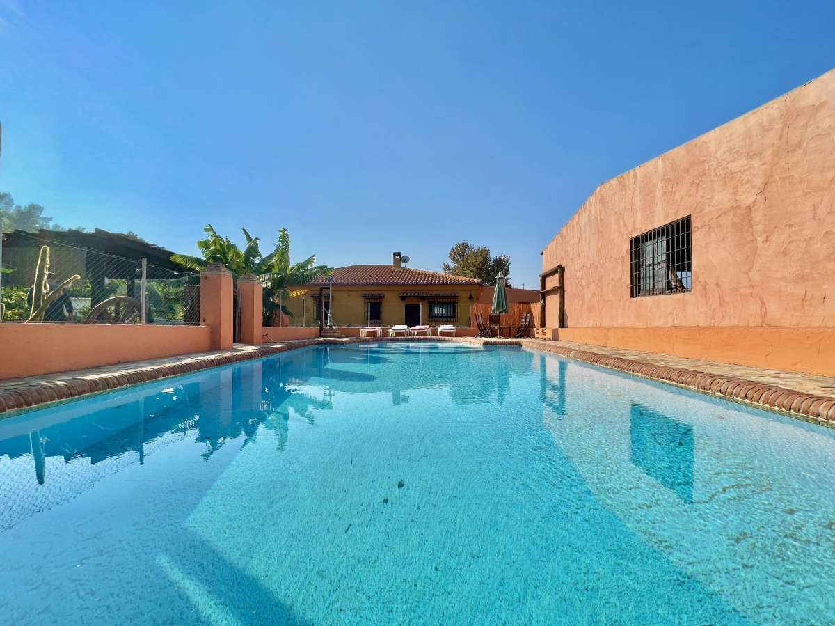 Piscina de Finca rústica en venda en Torrenueva Costa amb Jardí privat, Terrassa i Traster