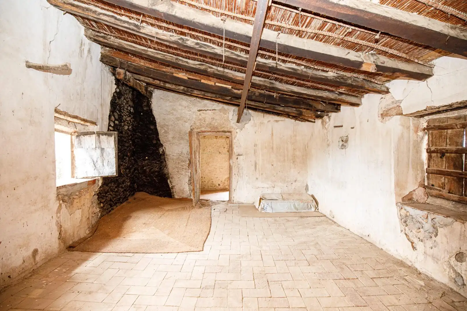 Casa adosada en venda en Palau de Santa Eulàlia amb Jardí privat, Terrassa i Traster