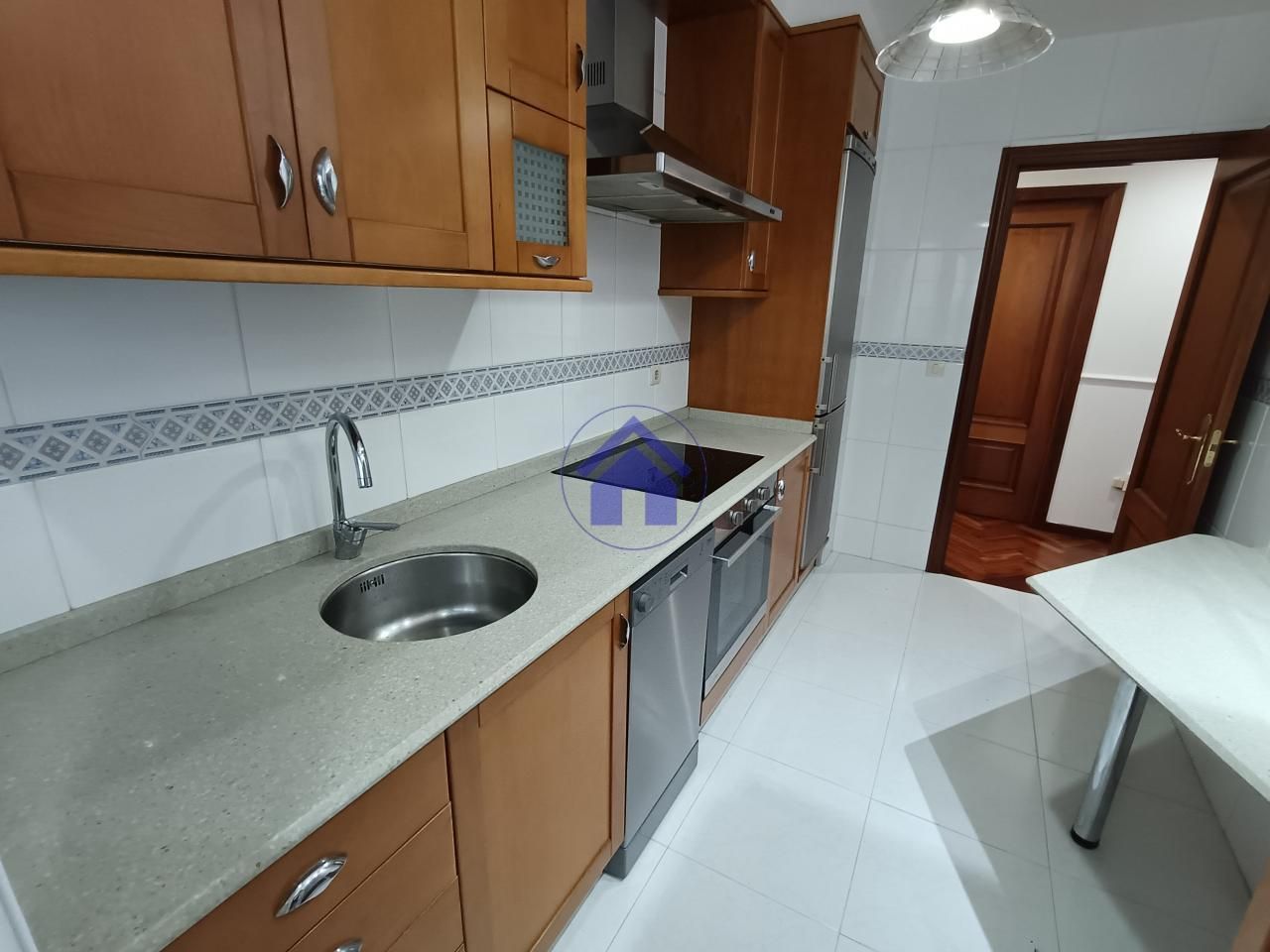 Kitchen of Flat to rent in Vigo   with Heating, Parquet flooring and Storage room
