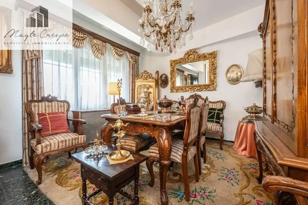 Piso con terraza en venta en Calle Obispo Hurtado 13, imagen 2