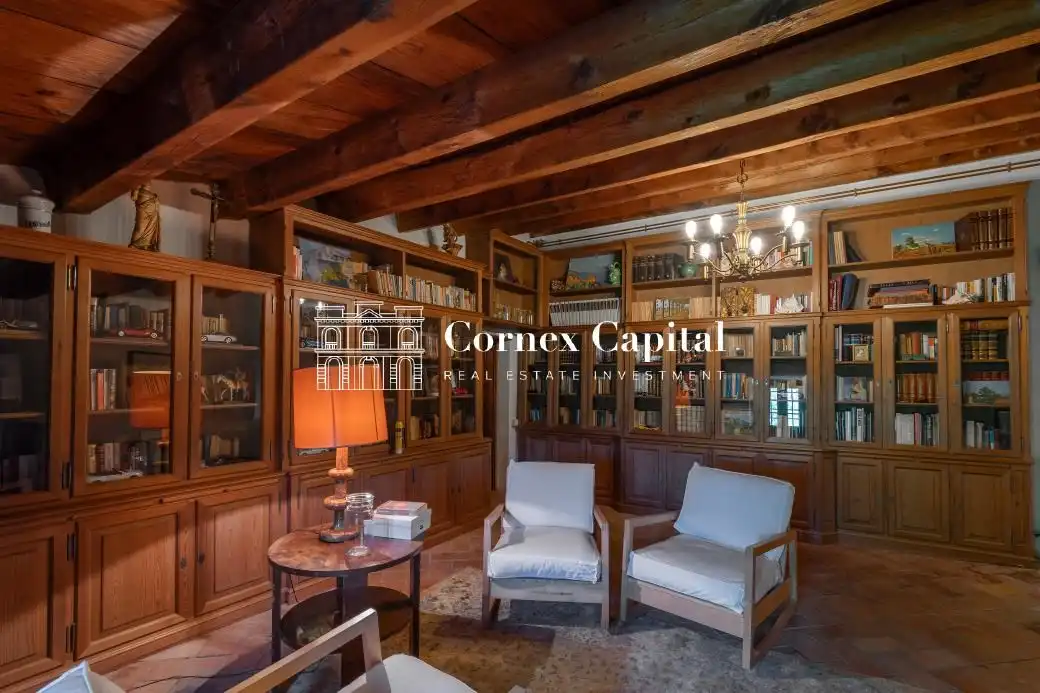 Sala de estar de Finca rústica de alquiler en Rupià con Aire acondicionado, Calefacción y Jardín privado