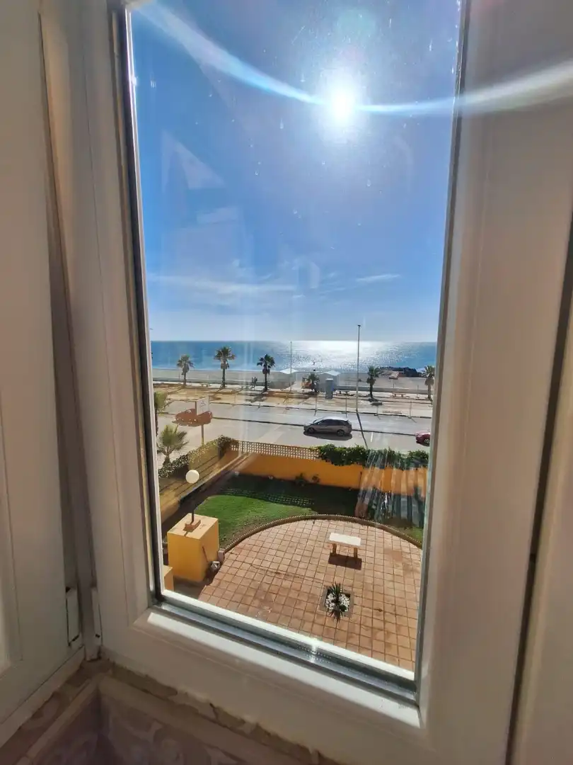 Schlafzimmer von Wohnung zur Miete in La Línea de la Concepción mit Terrasse, Möbliert und Ofen