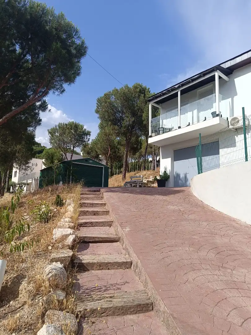 Exterior view of Houses for sale in Galapagar  with Air Conditioner, Heating and Private garden