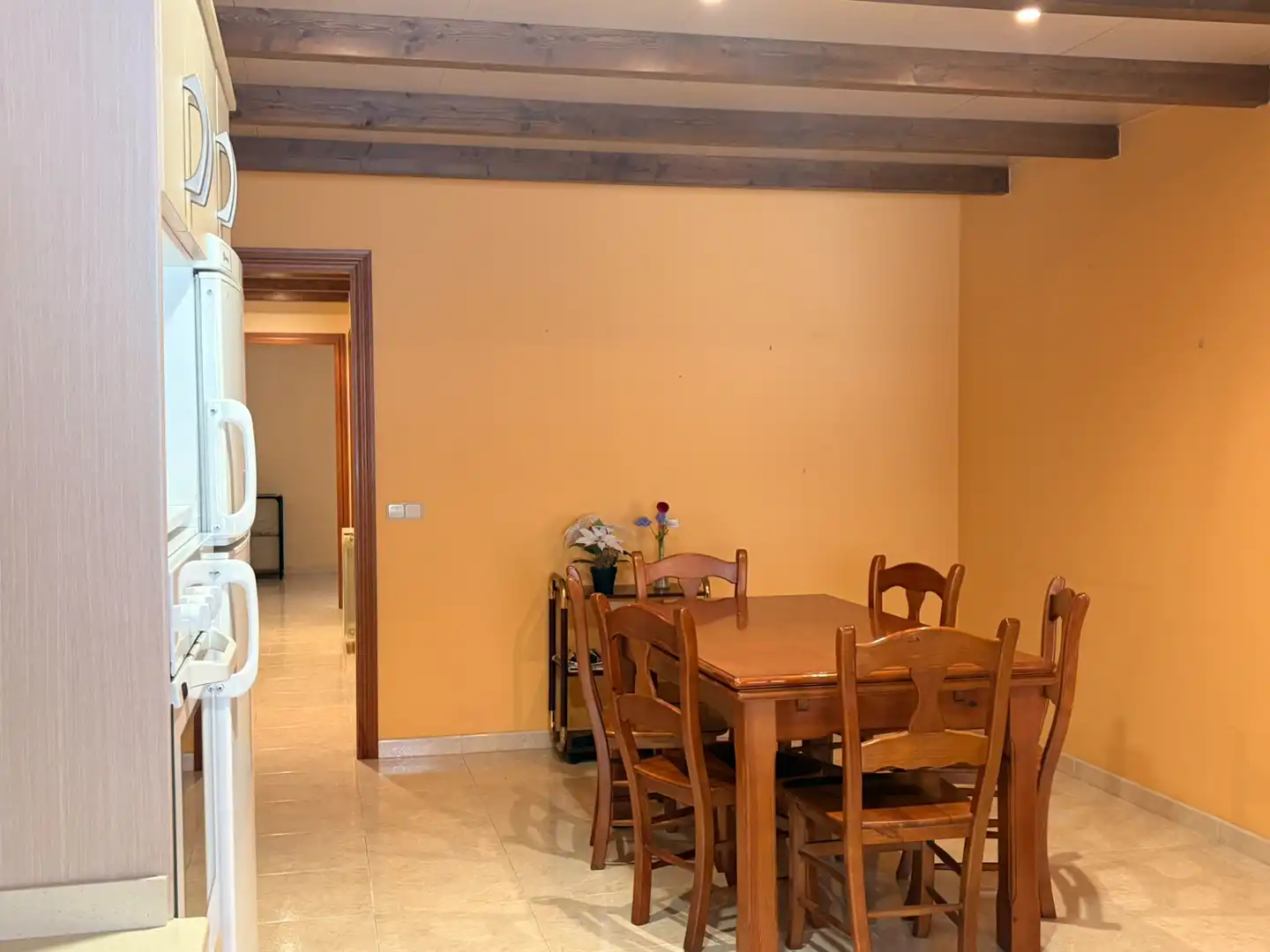 Menjador de Casa o xalet en venda en Bellvís amb Calefacció, Jardí privat i Moblat