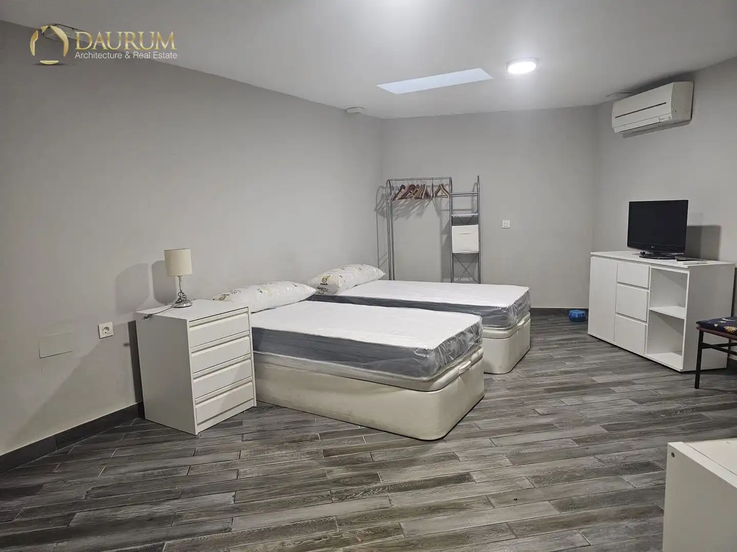 Habitación de Dúplex en venta en Ciudad Lineal
