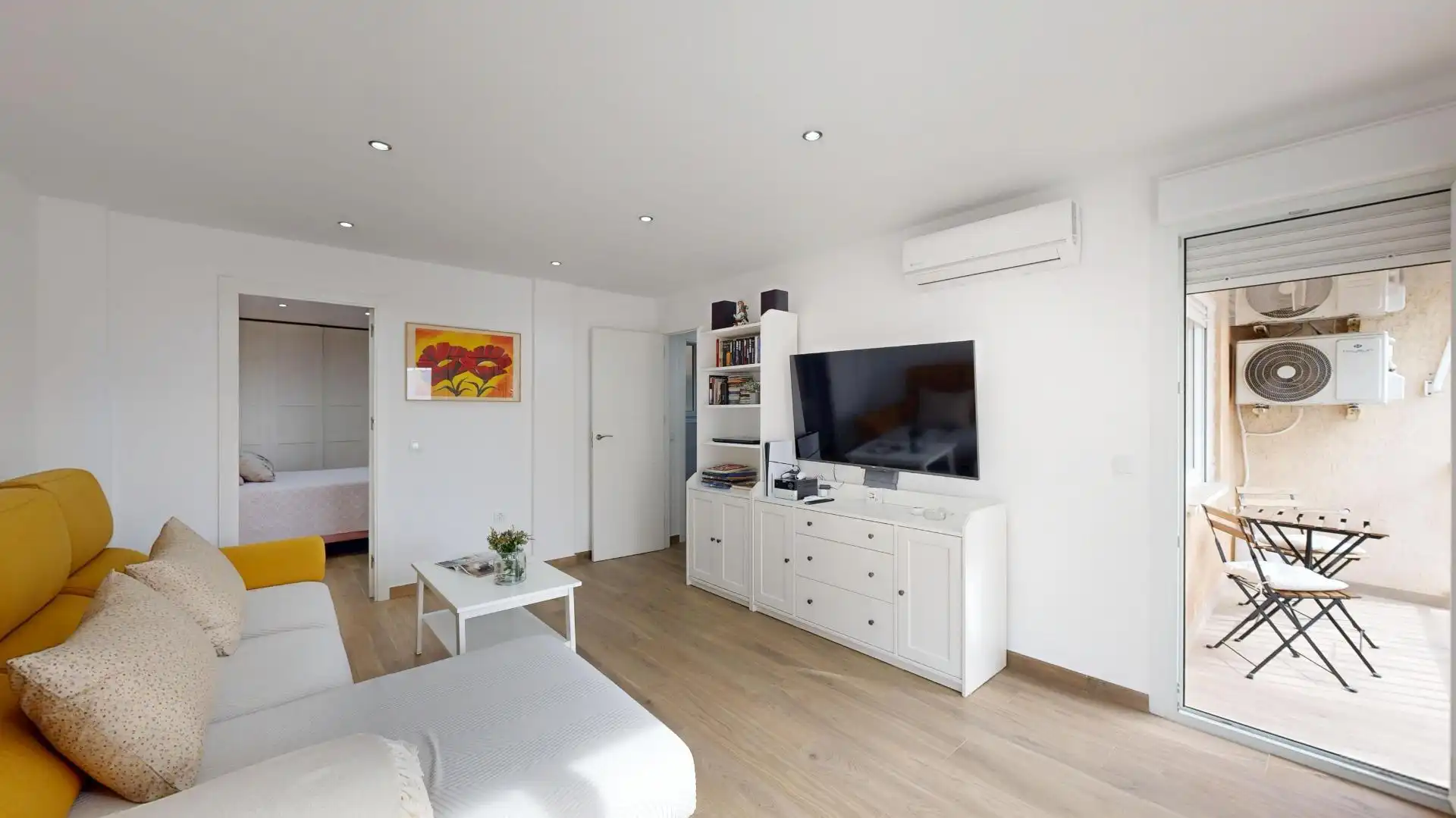 Sala d'estar de Pis en venda en Torrevieja amb Aire condicionat, Calefacció i Terrassa