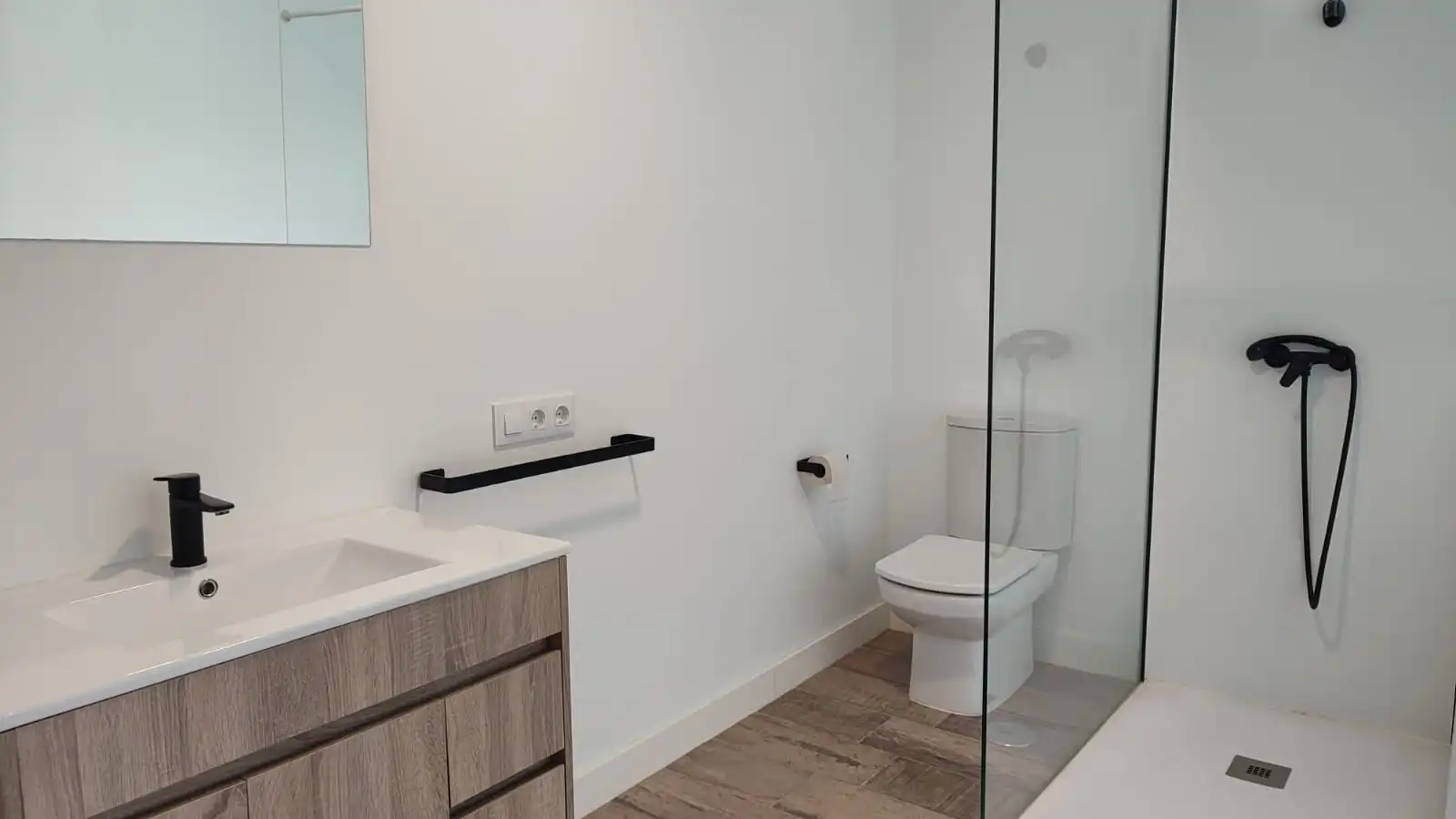 Bathroom of Duplexes for rent in Teror  with Terrace and Furnished