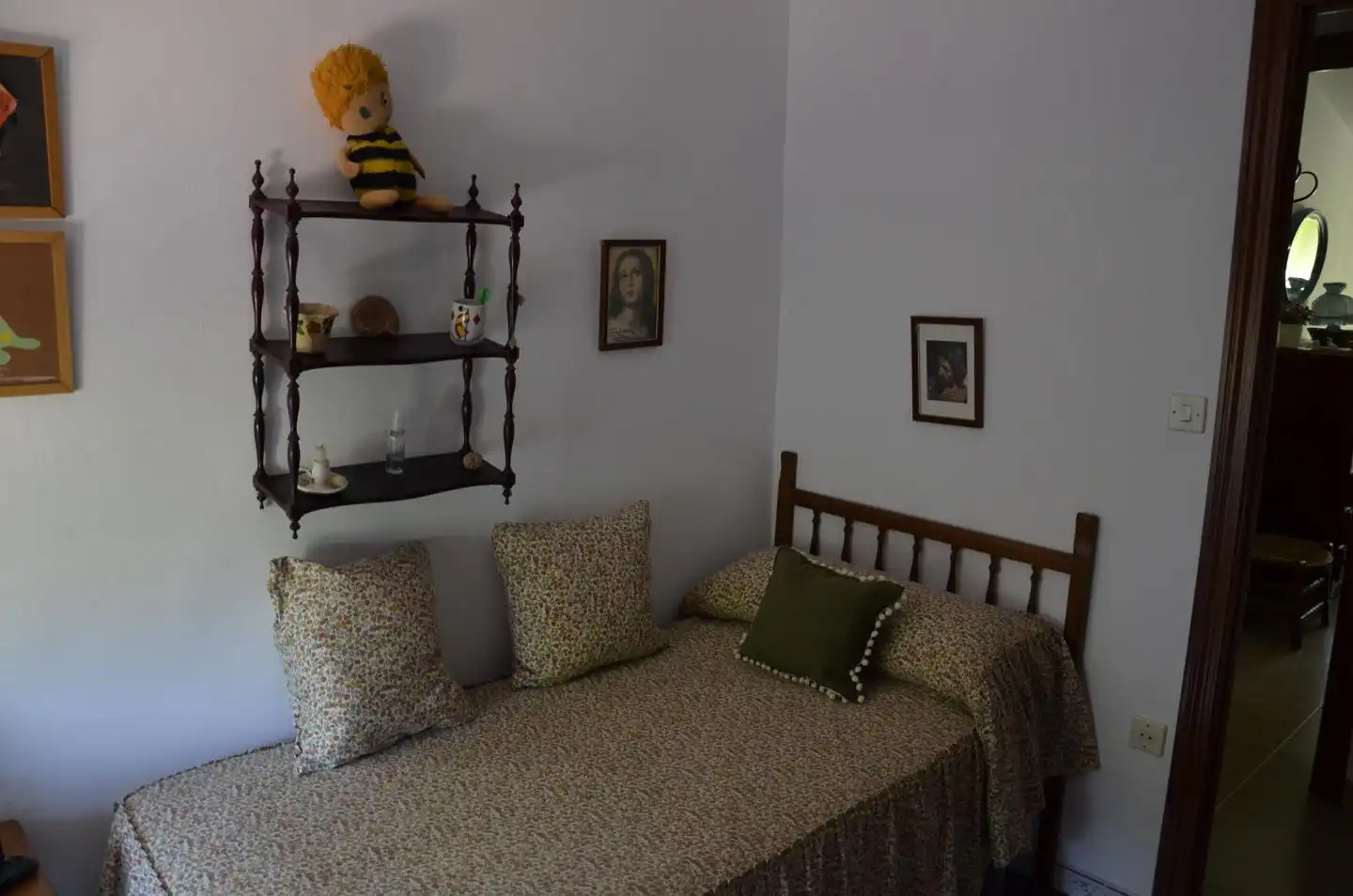 Dormitori de Casa o xalet en venda en Carcabuey amb Jardí privat, Piscina i Moblat