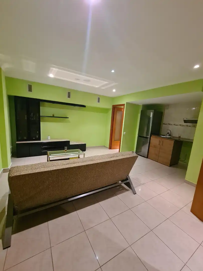 Business premises for sale in Carrer de Marinel·lo Bosch, imagen 3