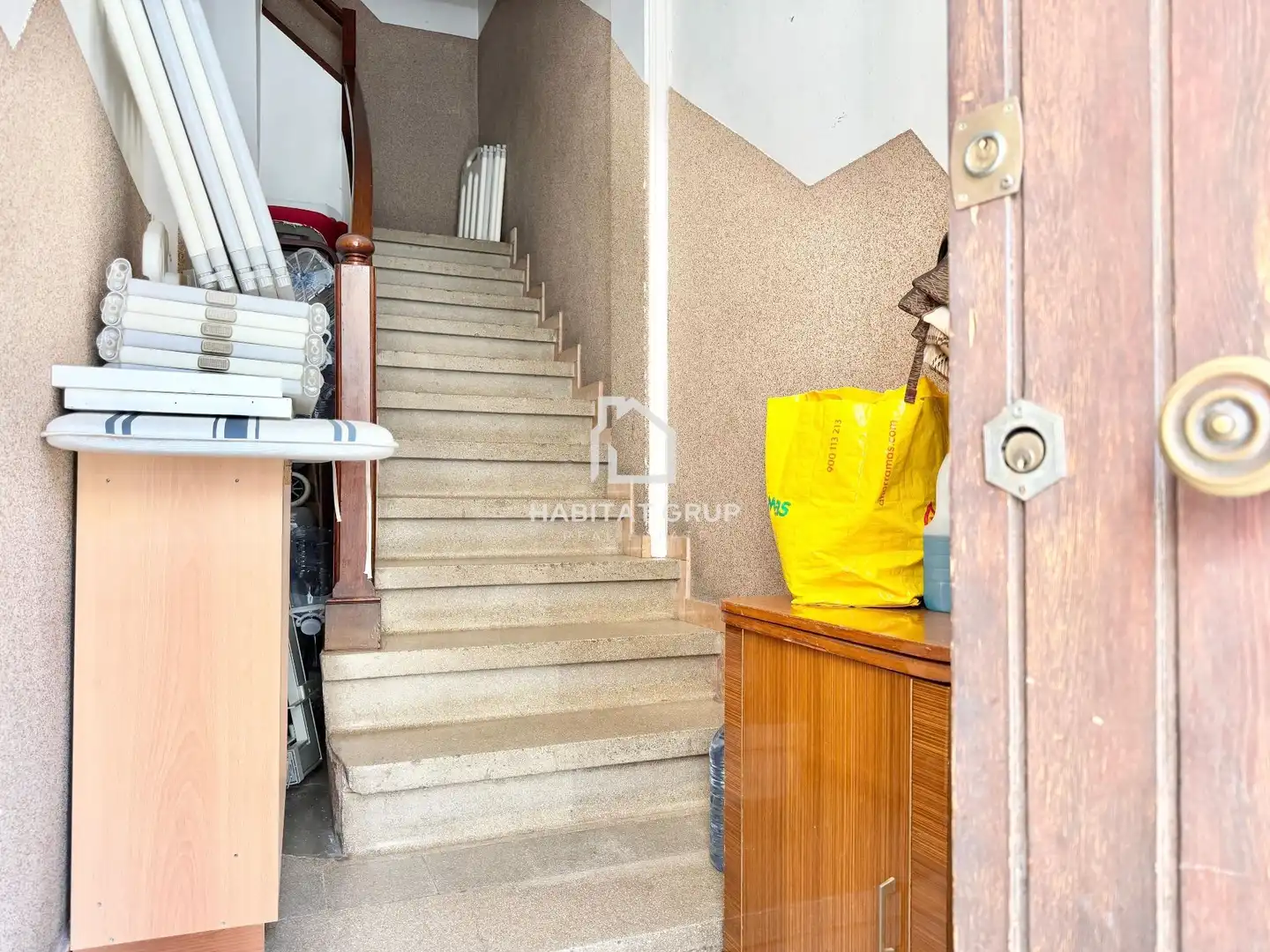 Casa adosada en venta en Girona con Terraza y Trastero