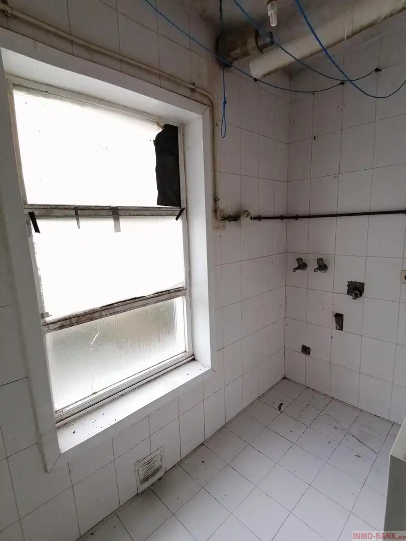 Baño de Piso en venta en Vigo  con Trastero