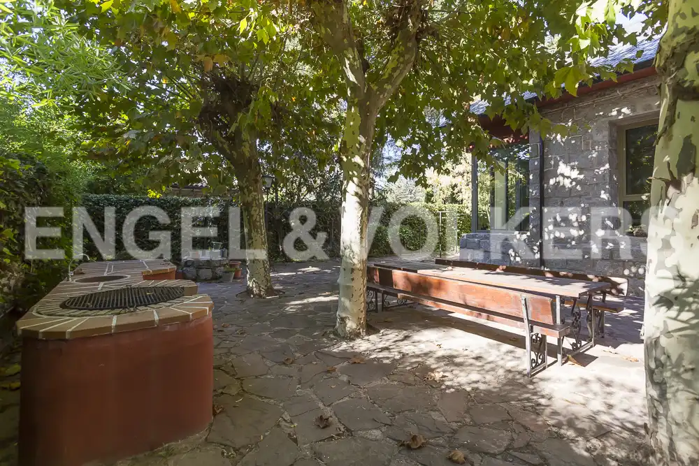 Terrassa de Casa o xalet en venda en Collado Villalba amb Aire condicionat, Calefacció i Jardí privat