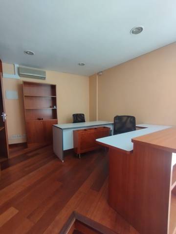 Local comercial en Alquiler en Estació del Nord