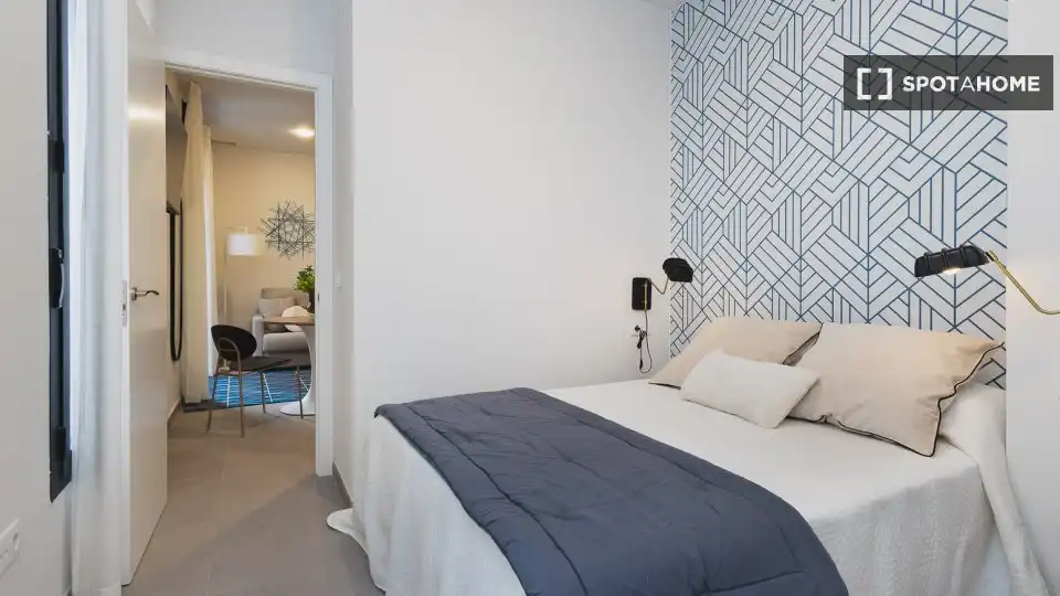 Habitación de Piso de alquiler en Valencia con Aire acondicionado, Calefacción y Amueblado