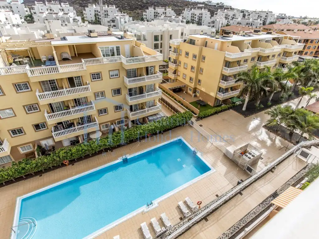 Ático con piscina en venta en Calle Jilguero