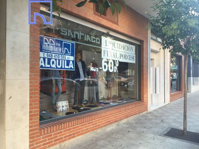 Local comercial en Alquiler en Griseras - Gardachales
