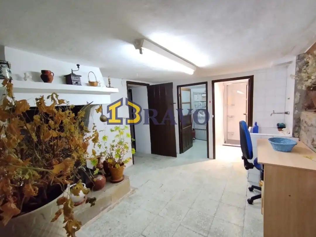 Casa o xalet en venda en Merindad de Valdivielso amb Calefacció i Balcó