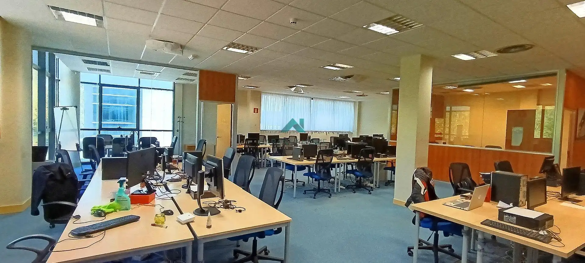 Oficina de lloguer en Vitoria - Gasteiz amb Aire condicionat i Calefacció