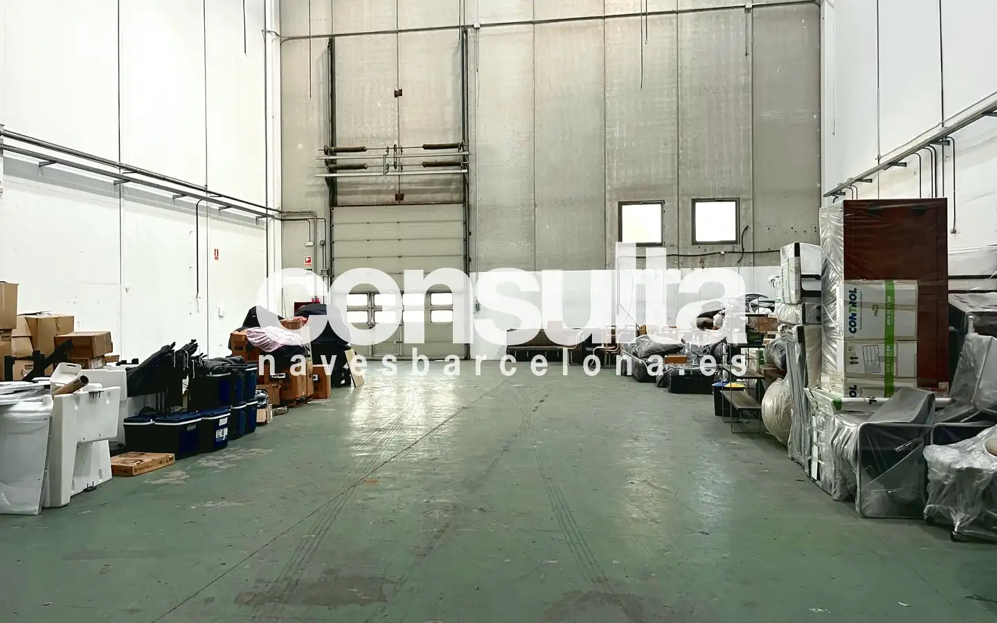 Nave industrial con ascensor en venta en Carrer Torrent Tortuguer 1, imagen 2