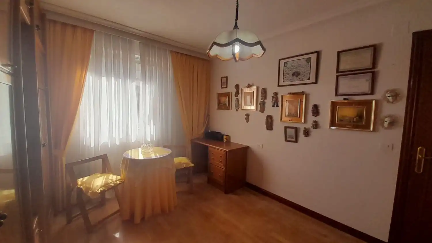 Sala d'estar de Pis en venda en Salamanca amb Calefacció, Terrassa i Traster