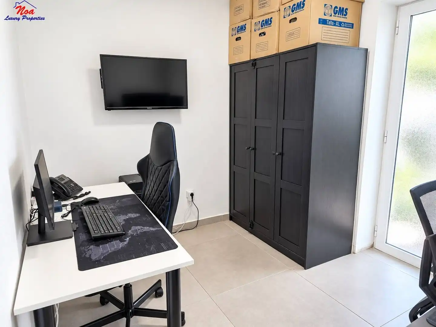 Apartamento con balcón en venta en Calle Tres Banderas, imagen 8