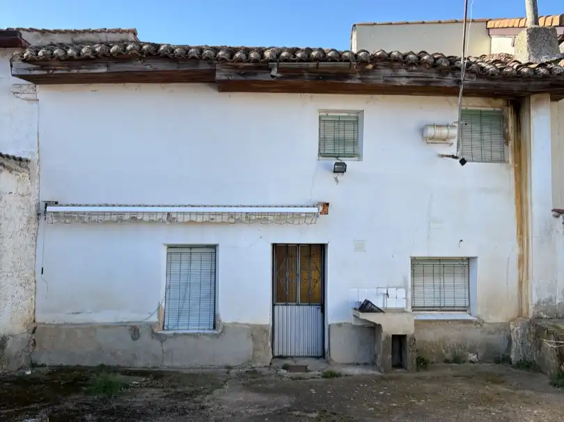 Vista exterior de Casa o xalet en venda en Sotobañado y Priorato, Palencia