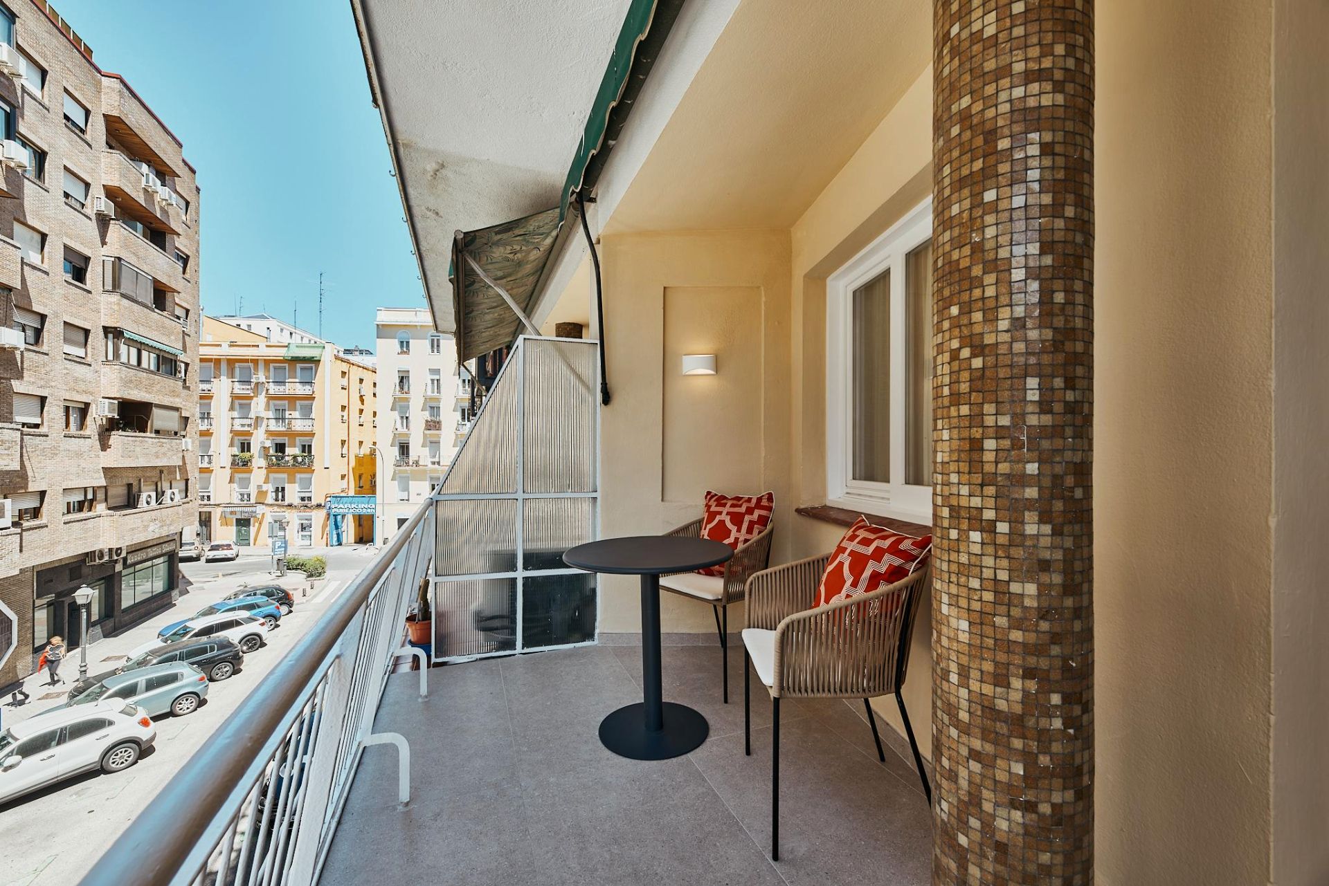 Balcony of Flat for sale in  Madrid Capital  with Air Conditioner, Heating and Terrace