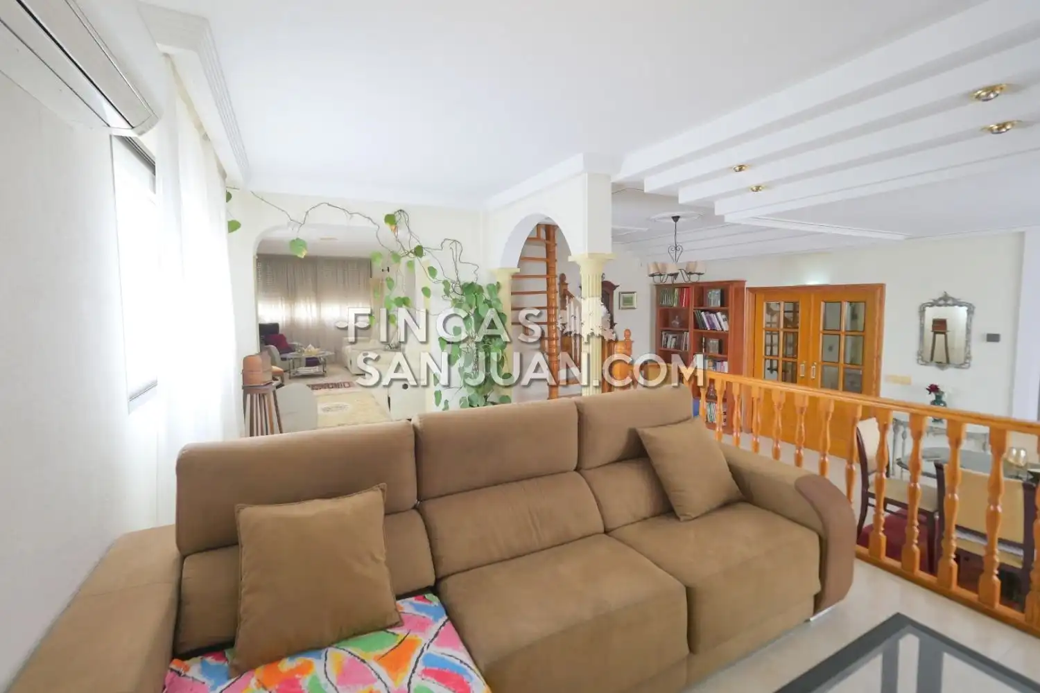 Sala de estar de Casa o chalet en venta en Mutxamel con Terraza, Piscina y Balcón