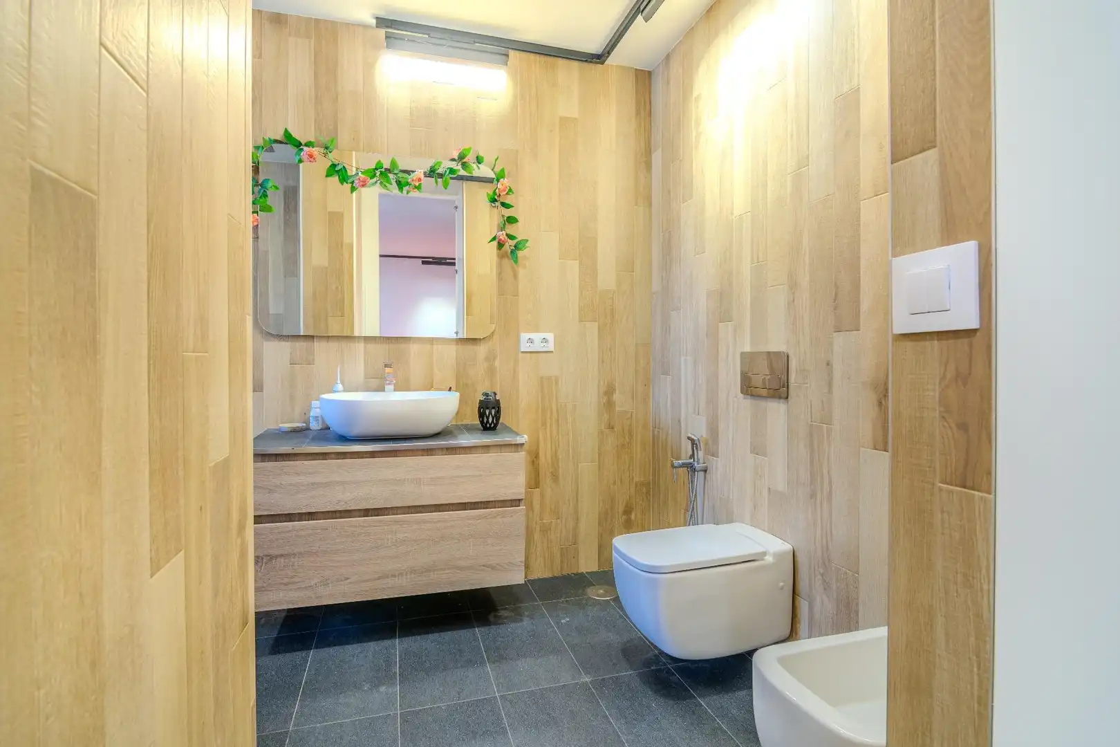 Bathroom of Flat for sale in Reinosa  with Heating, Furnished and Balcony