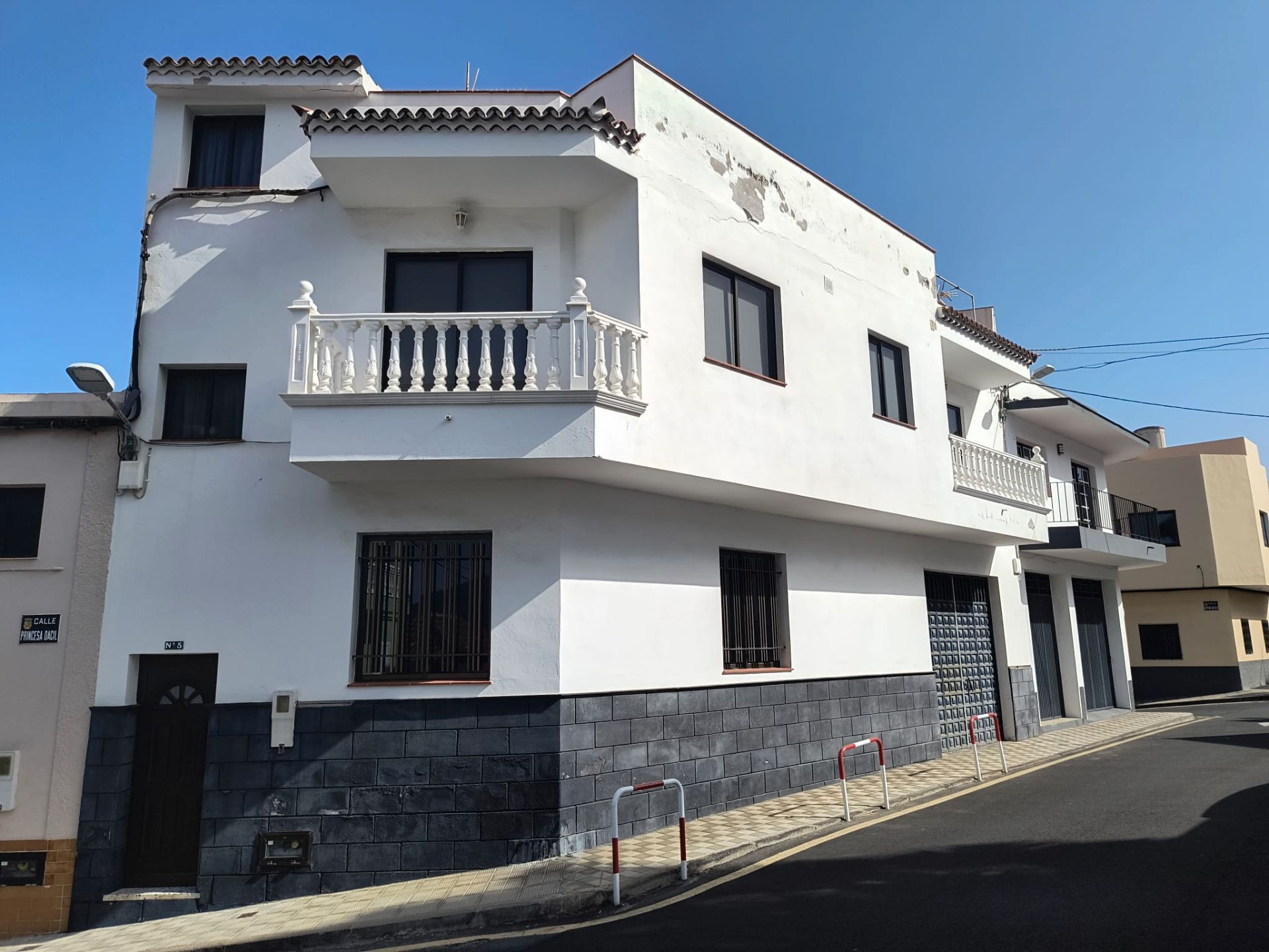 Vista exterior de Casa o xalet de lloguer en Los Realejos amb Terrassa, Moblat i Forn
