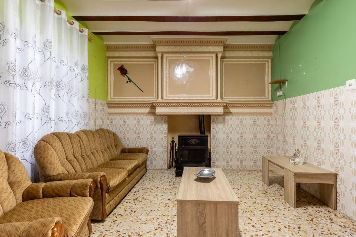 Single-family semi-detached for sale in C. Calvario, 8, Fuenterrobles