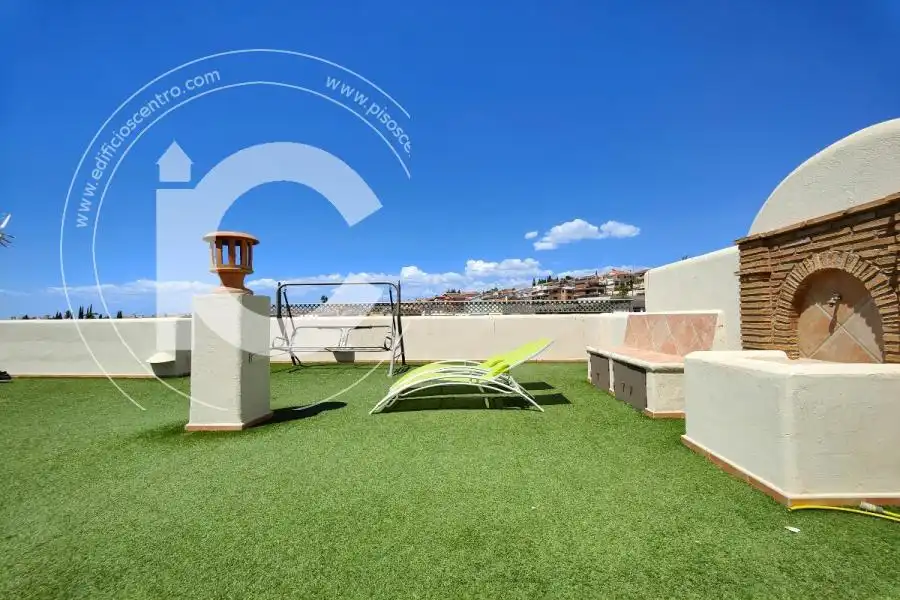 Terraza de Casa o chalet de alquiler en Huétor Vega con Aire acondicionado y Jardín privado