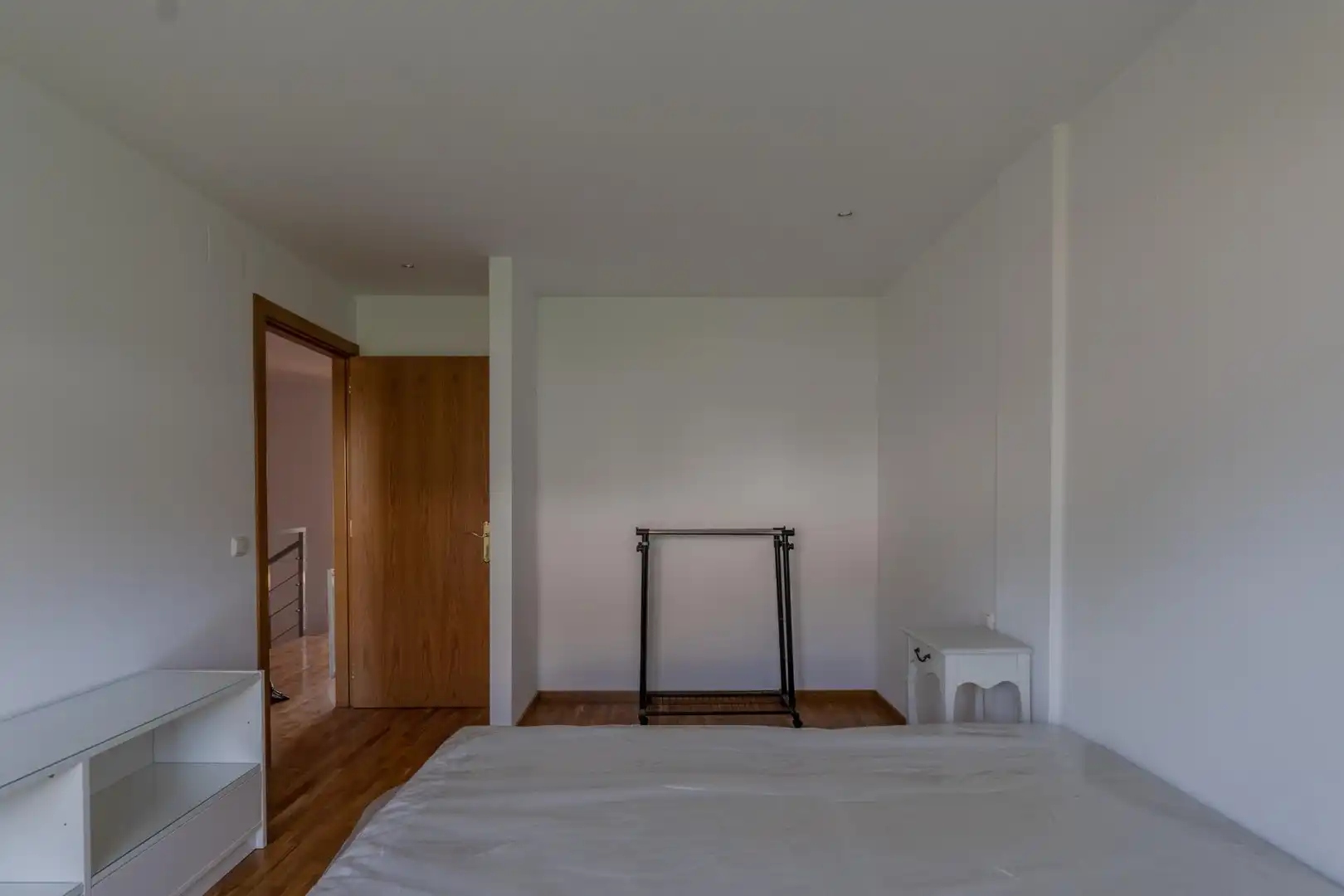 Bedroom of Detached homes for sale in Elciego  with Heating, Private garden and Parquet flooring