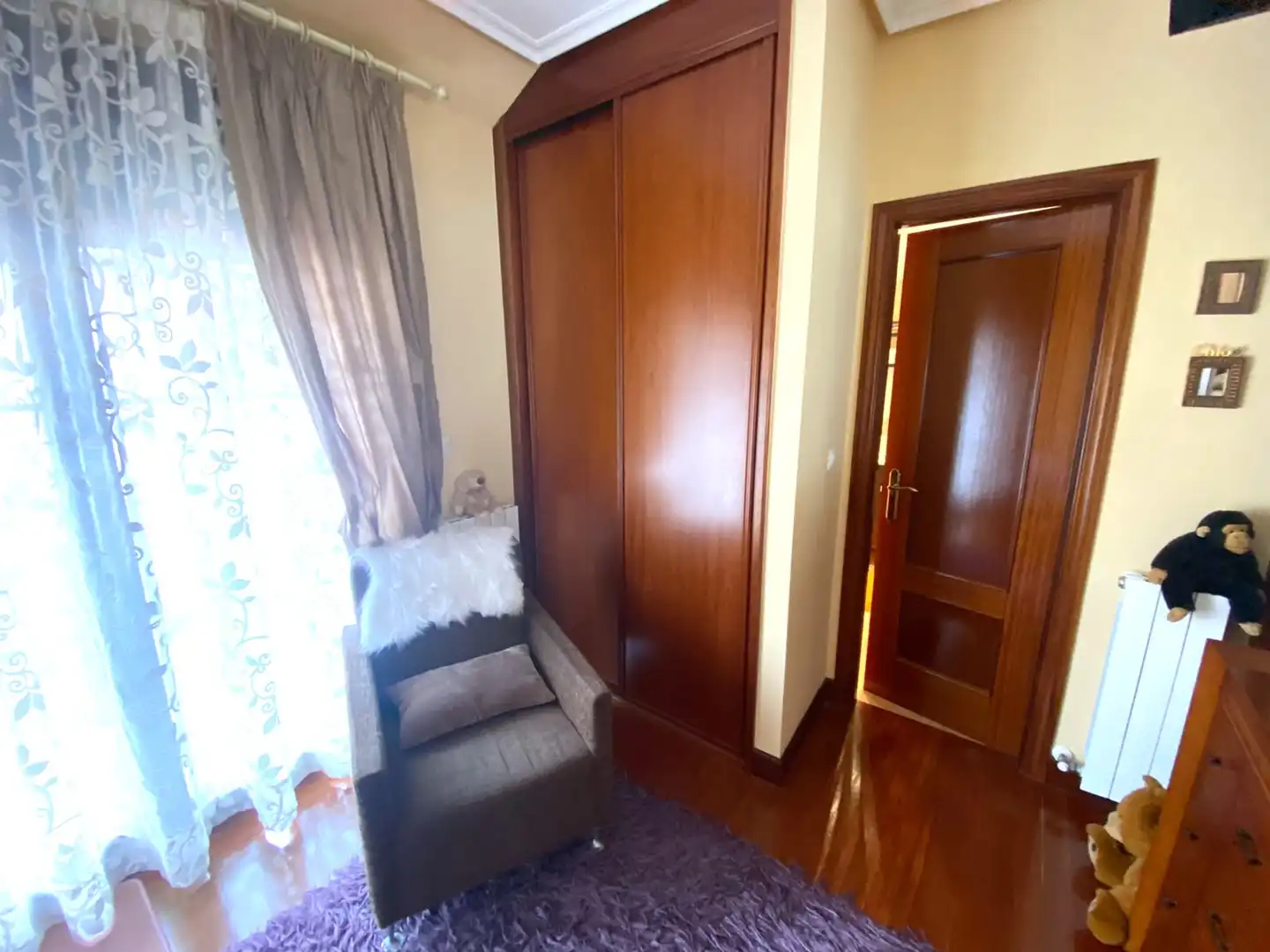 Bedroom of Houses for sale in Castro-Urdiales  with Heating, Private garden and Parquet flooring