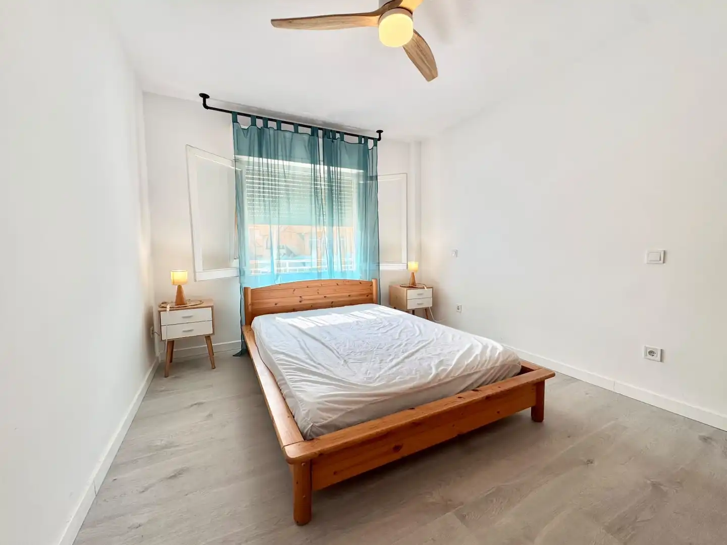 Bedroom of Apartments for rent in Torrevieja  with Air Conditioner, Heating and Terrace