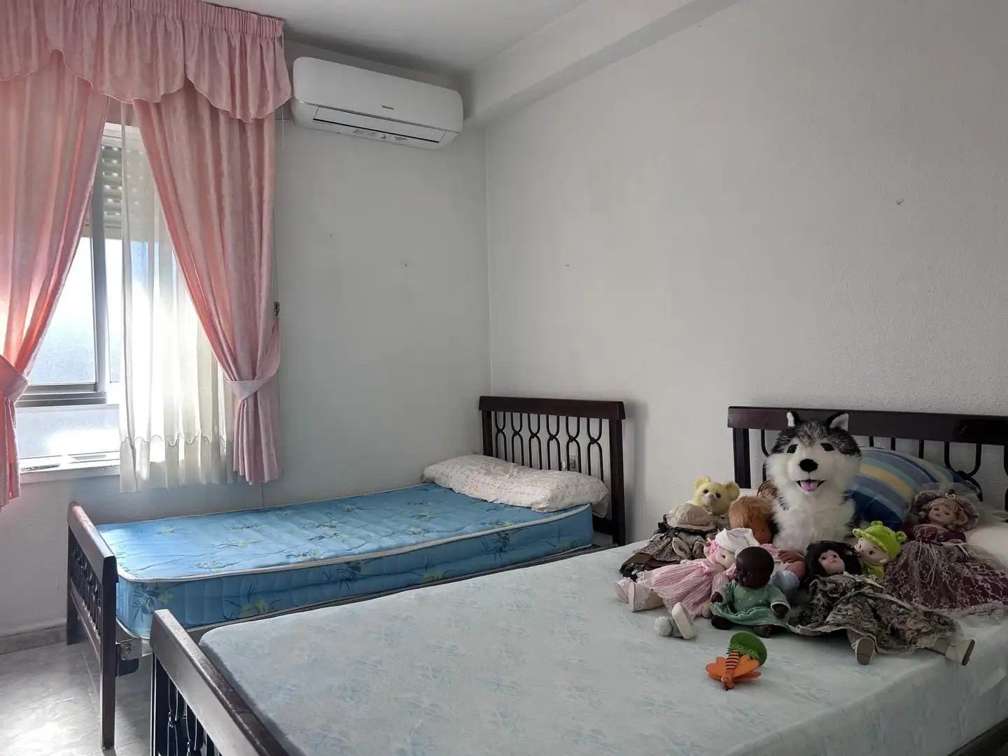 Schlafzimmer von Wohnung zum Verkauf in Córdoba mit Klimaanlage und Terrasse