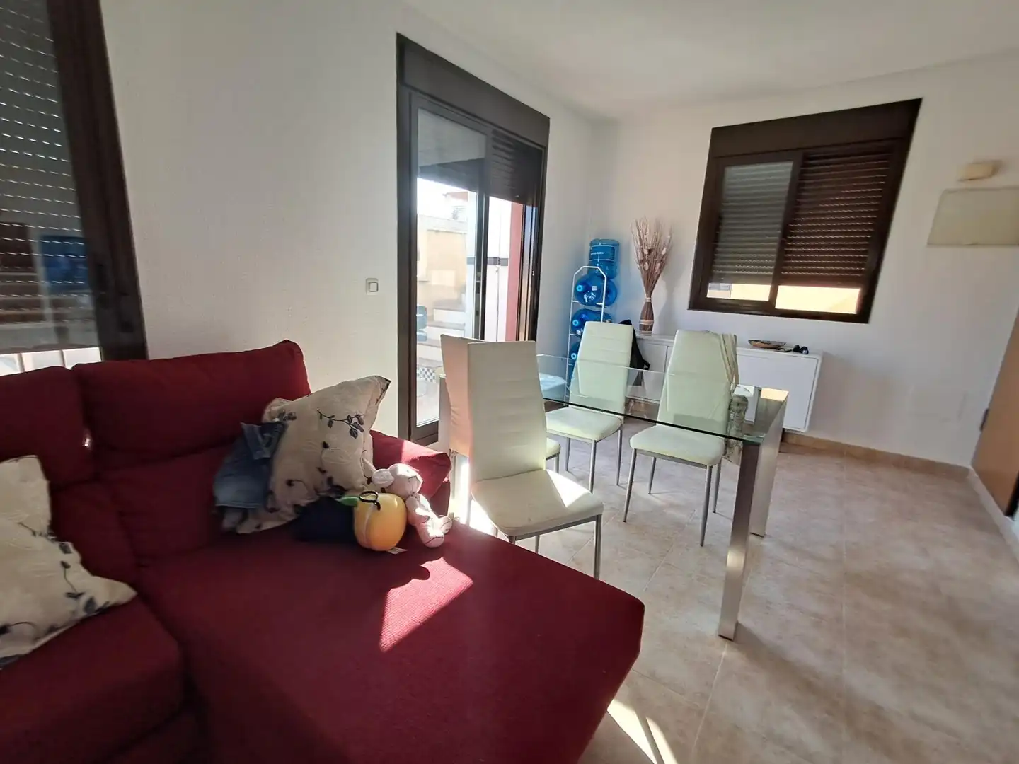 Wohnzimmer von Dachboden zum Verkauf in Águilas mit Klimaanlage, Heizung und Privatgarten