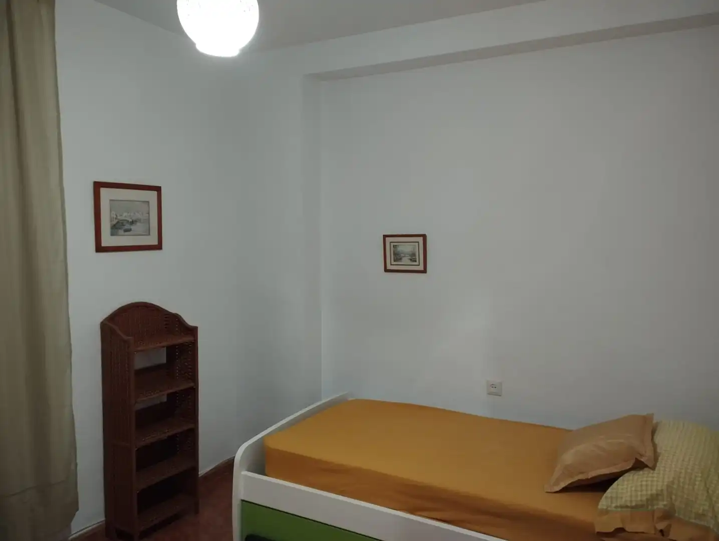 Bedroom of Flat for sale in Cabra  with Storage room, Furnished and TV