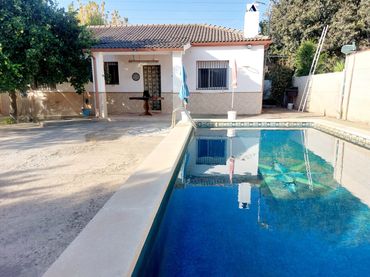 Maison avec piscine à vendre à N/A