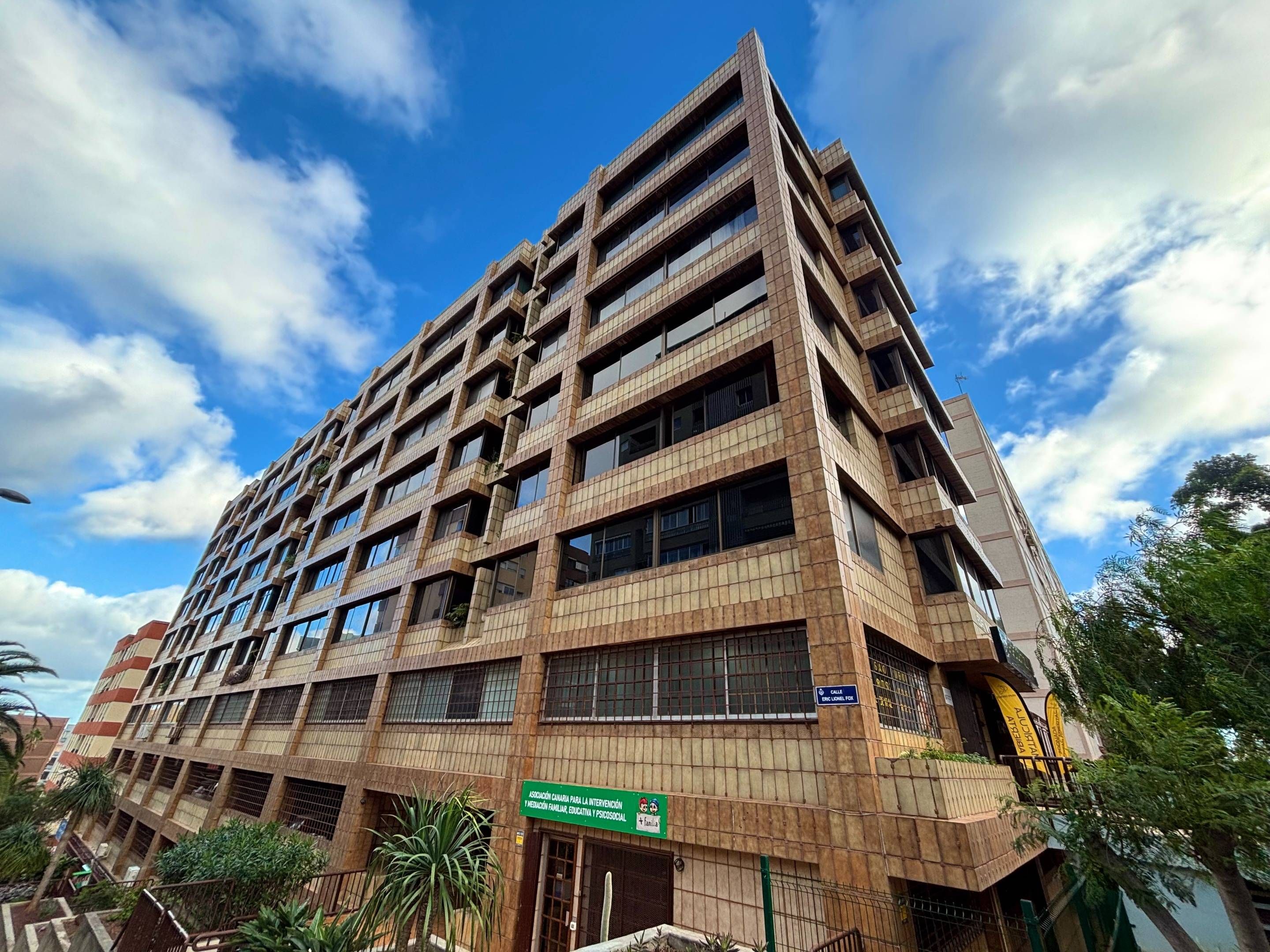 Exterior view of Flat for sale in  Santa Cruz de Tenerife Capital  with Storage room and Balcony