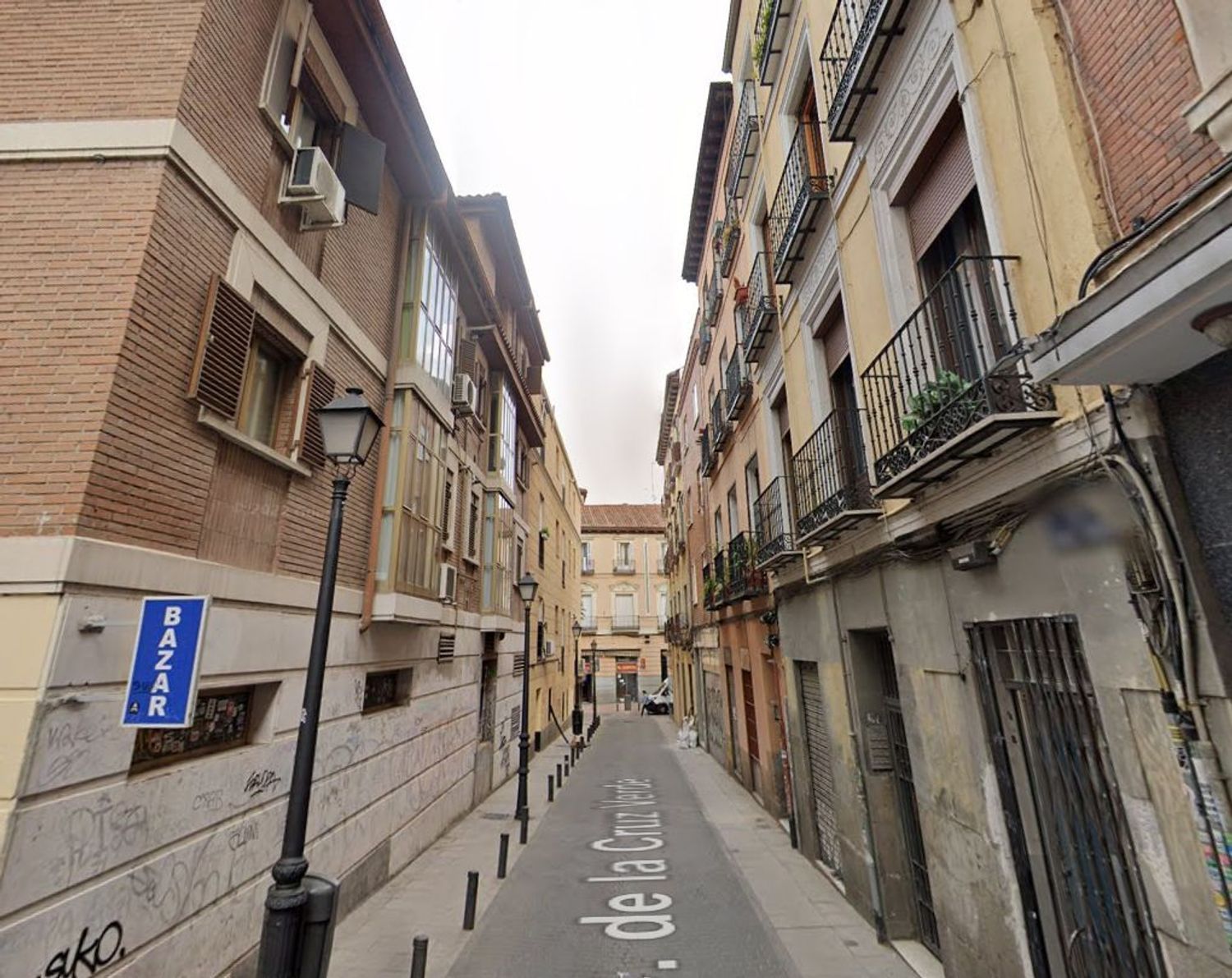 Vista exterior de Piso en venta en  Madrid Capital