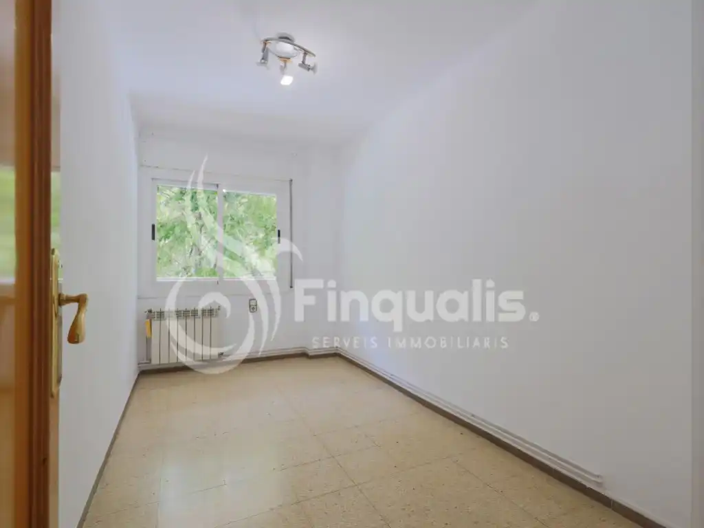 Bedroom of Flat for sale in Granollers