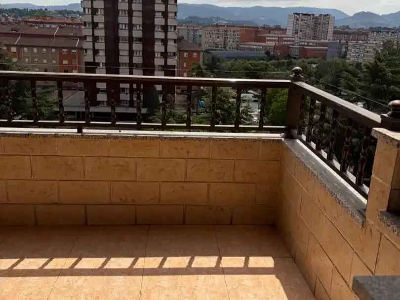 Wohnung zum Verkauf in Avenida de la Constitución, 96, El Polígono