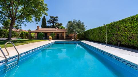 Foto 3 de Casa o xalet en venda a Calle de Los Tulipanes, Palomares del Río, Sevilla
