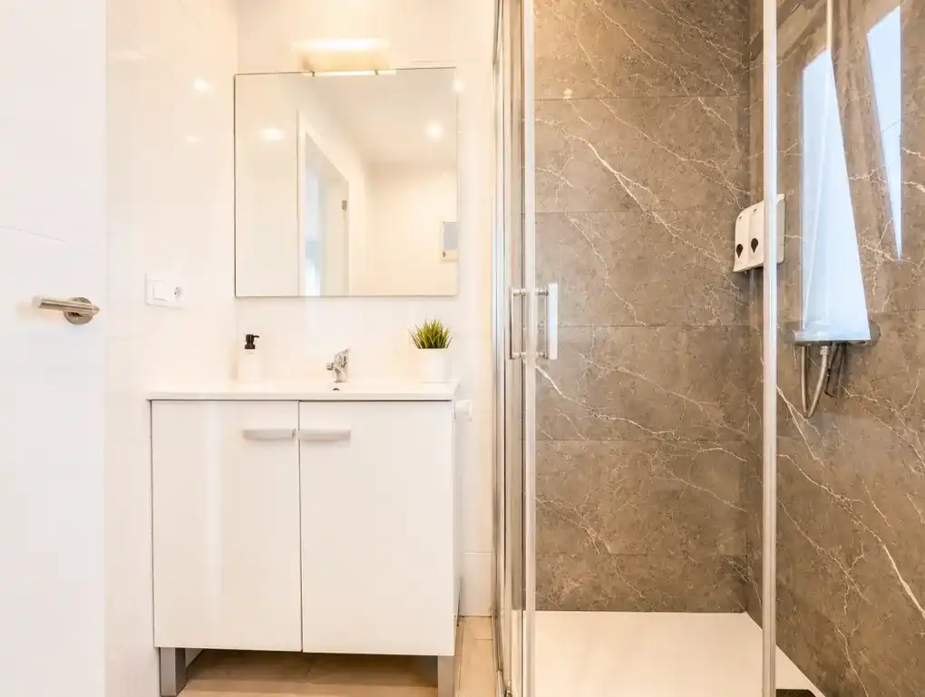 Baño de Casa o chalet en venta en Gijón  con Calefacción, Jardín privado y Terraza