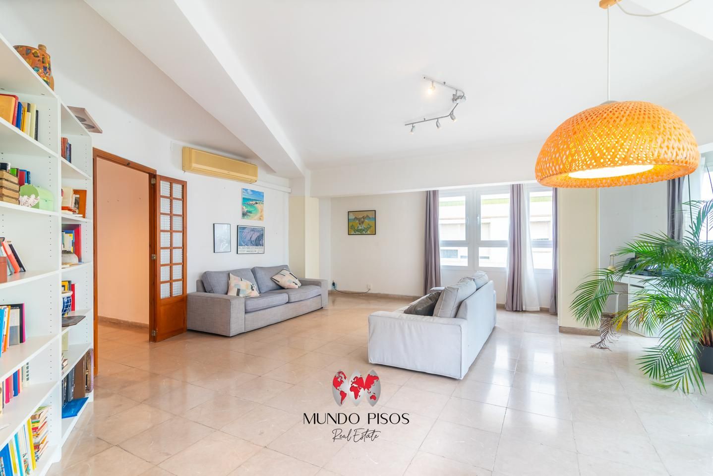 Sala d'estar de Pis en venda en  Palma de Mallorca amb Aire condicionat i Balcó