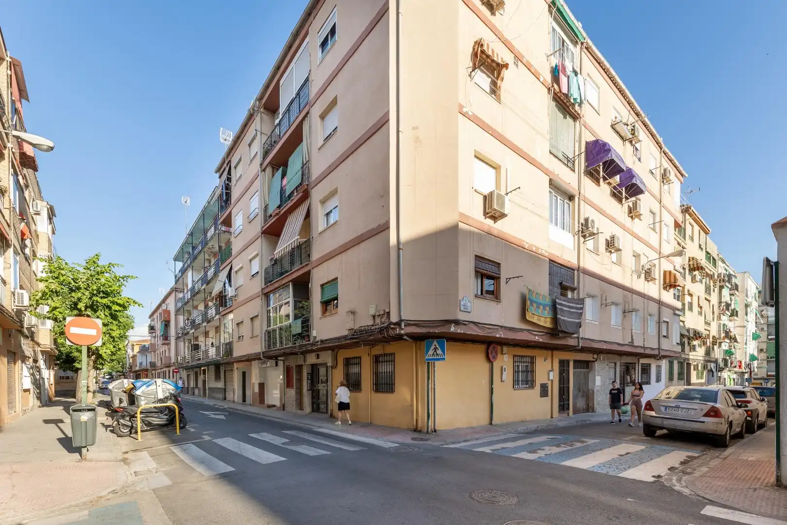 Außenansicht von Geschaftsraum zum Verkauf in Granada