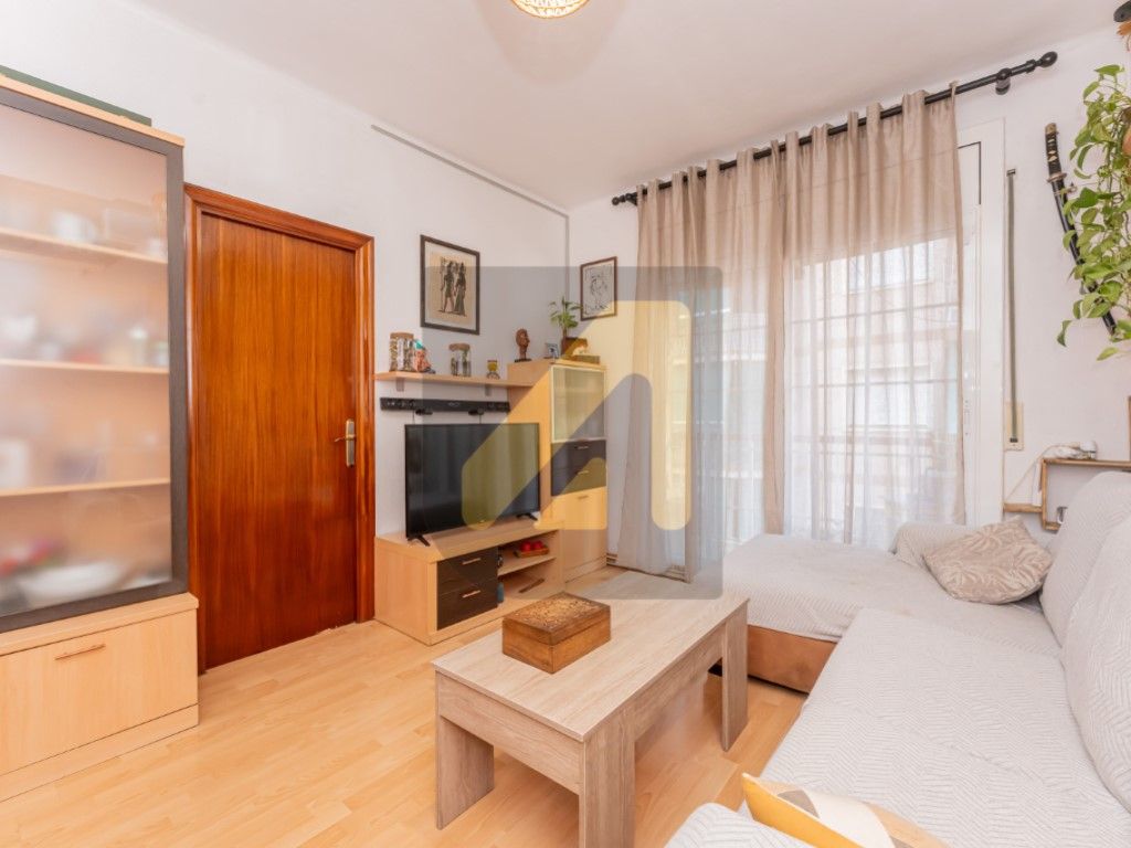 Bedroom of Apartment for sale in L'Hospitalet de Llobregat