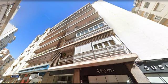 Piso en Venta en C/ Francisco de Paula Vallad en Cartuja