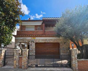 Vista exterior de Casa o xalet en venda en Santa Maria de Palautordera amb Calefacció, Jardí privat i Terrassa